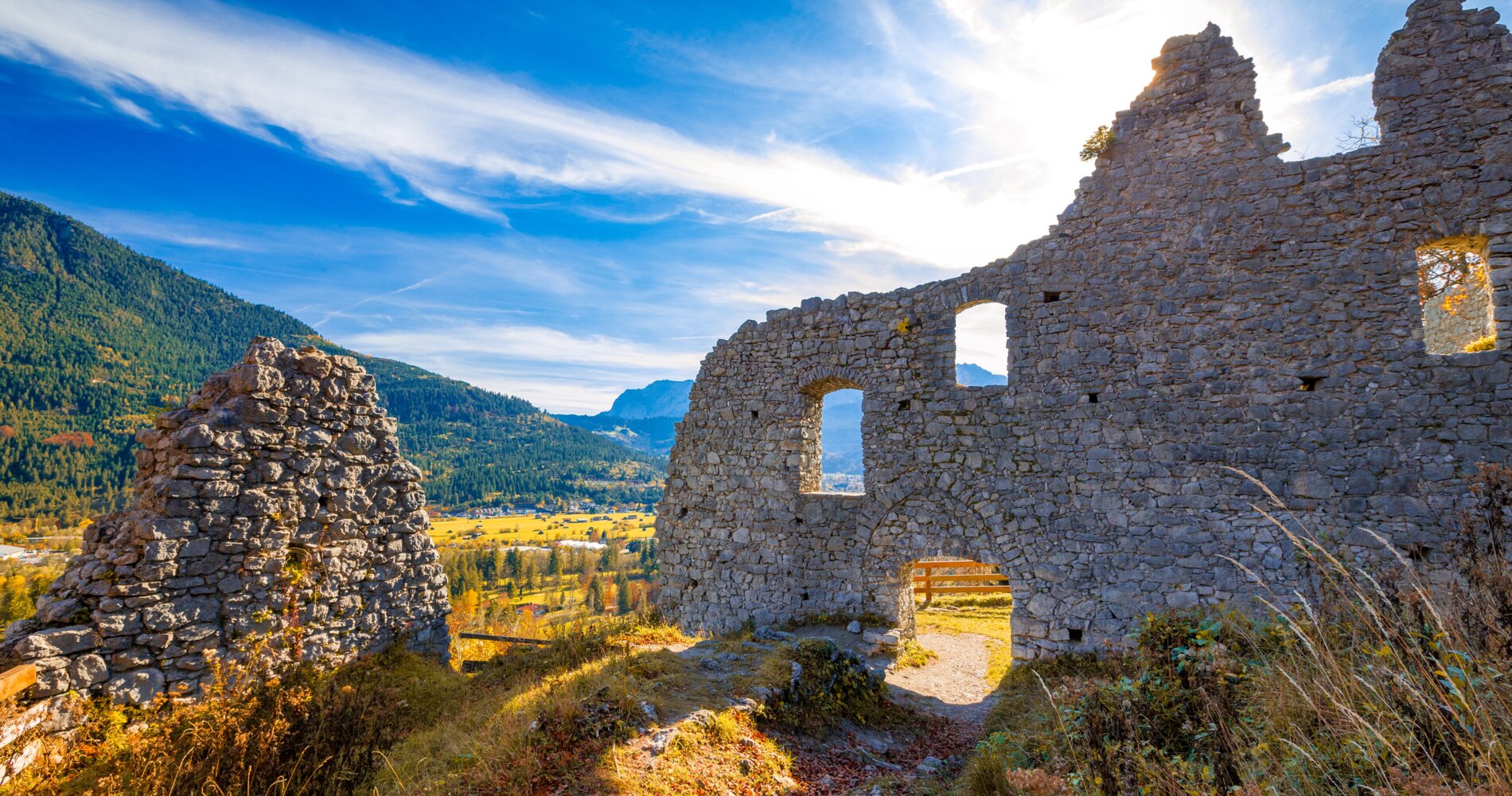 Burgruine Werdenfels Auf den Spuren alter Grafen und Burgherren